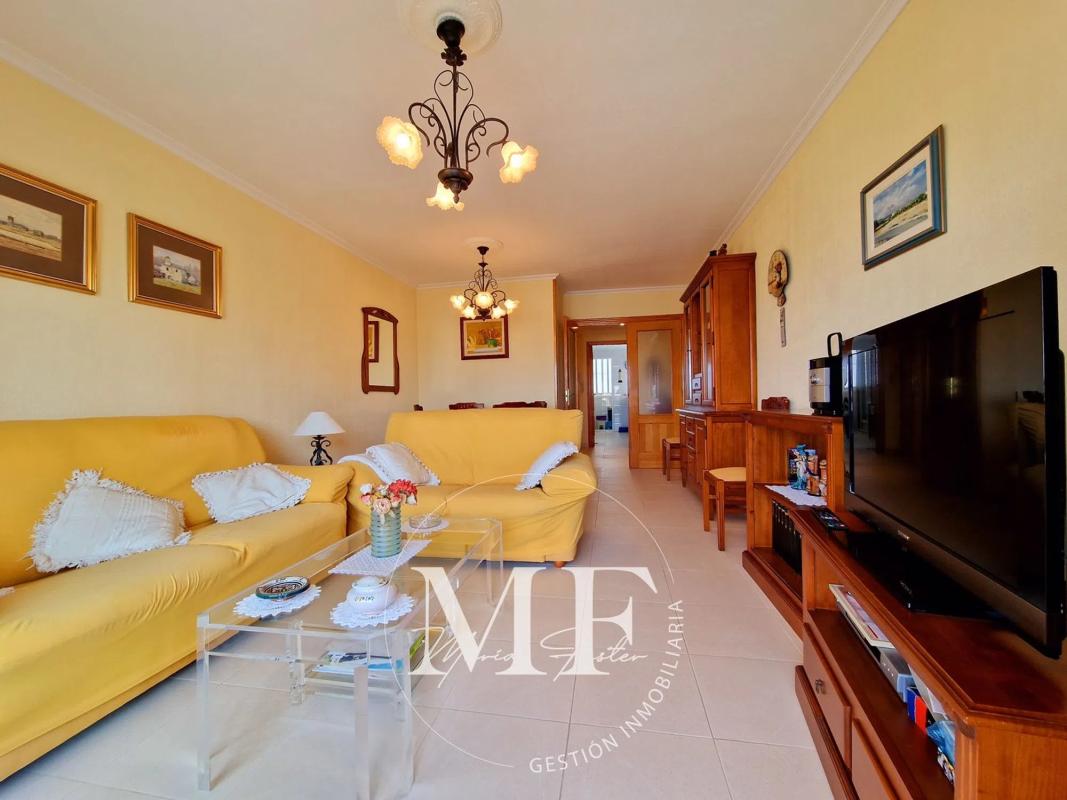 Sale of apartment in Avenida del Fabraquer, El Campello
photo 4
