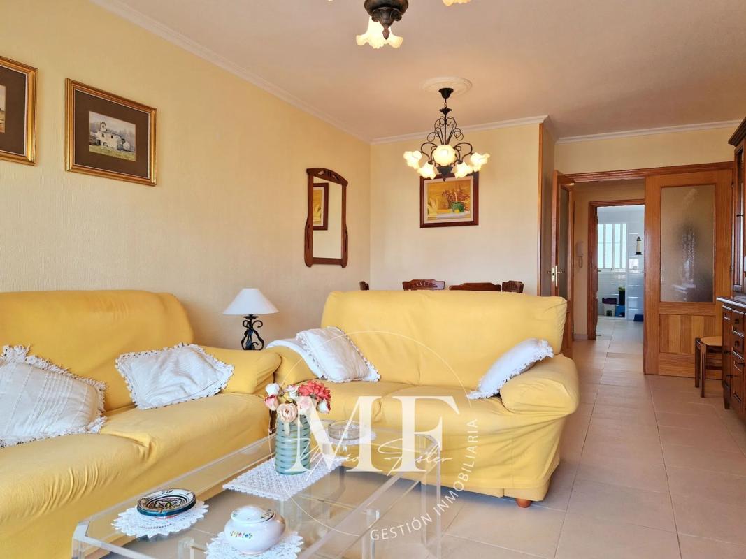 Sale of apartment in Avenida del Fabraquer, El Campello
photo 5