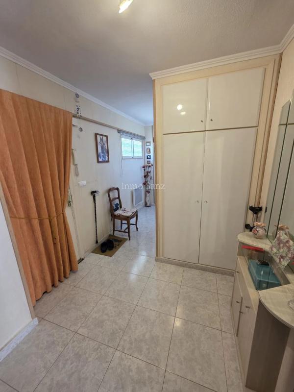 Продажа квартиры на Calle Sant Bartomeu, Эль Кампельо
photo 1