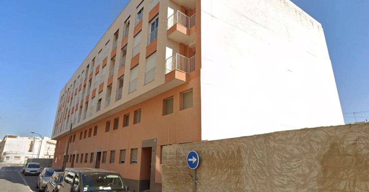 Venta de piso en Calle de l'Almirall Roger de Lluria, El Campello
photo 1