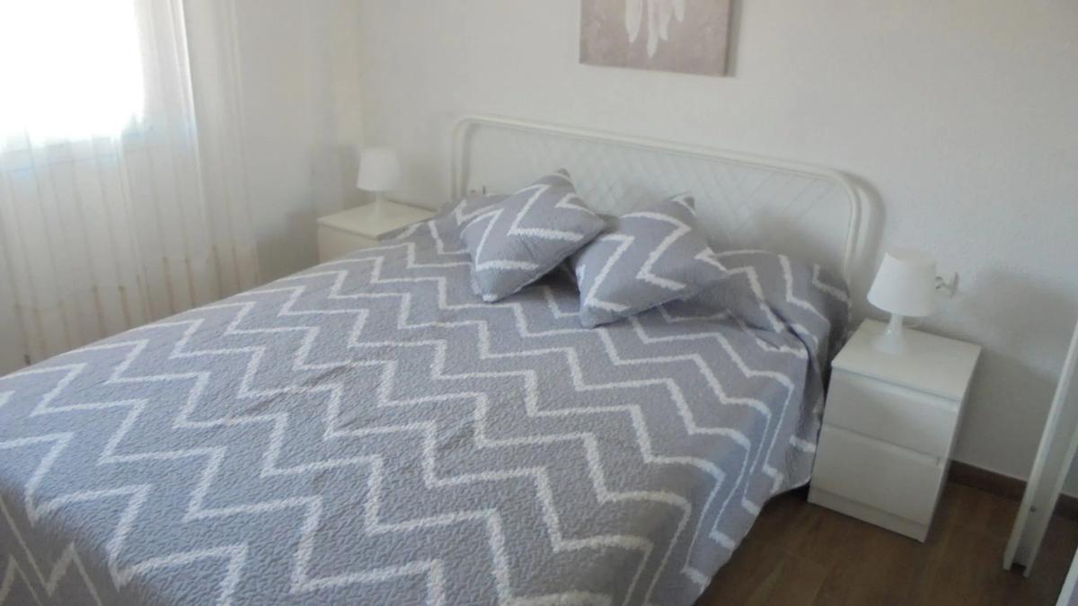 Продажа квартиры на Calle Sant Bartomeu, Эль Кампельо
photo 1