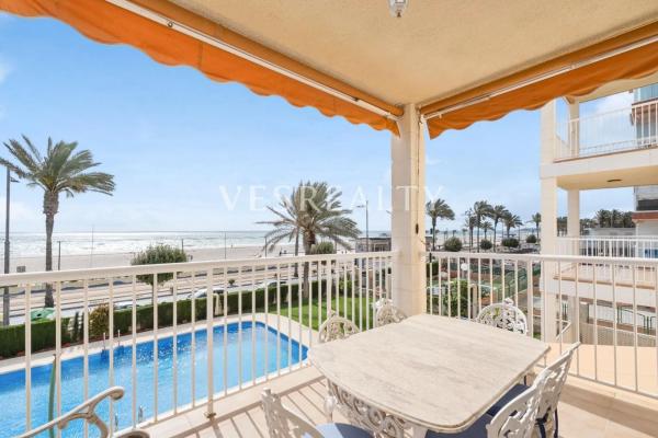 Apartment for sale in Calle de les Columbretes, El Campello photo 1