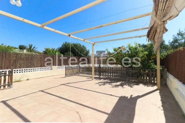 Chalet adosado en calle Brussel·les photo 1
