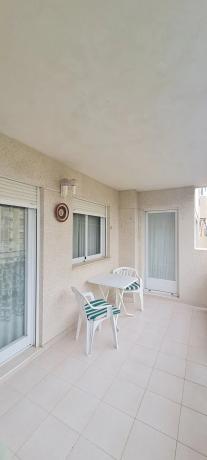 Apartment for sale in  Calle Ginjoler, El Campello photo 1