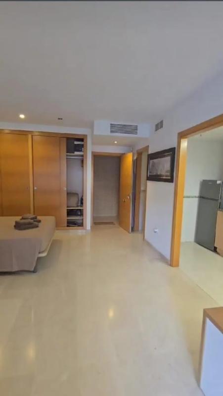 Продажа квартиры на Calle d'Isaac Peral, Эль Кампельо
 photo 4