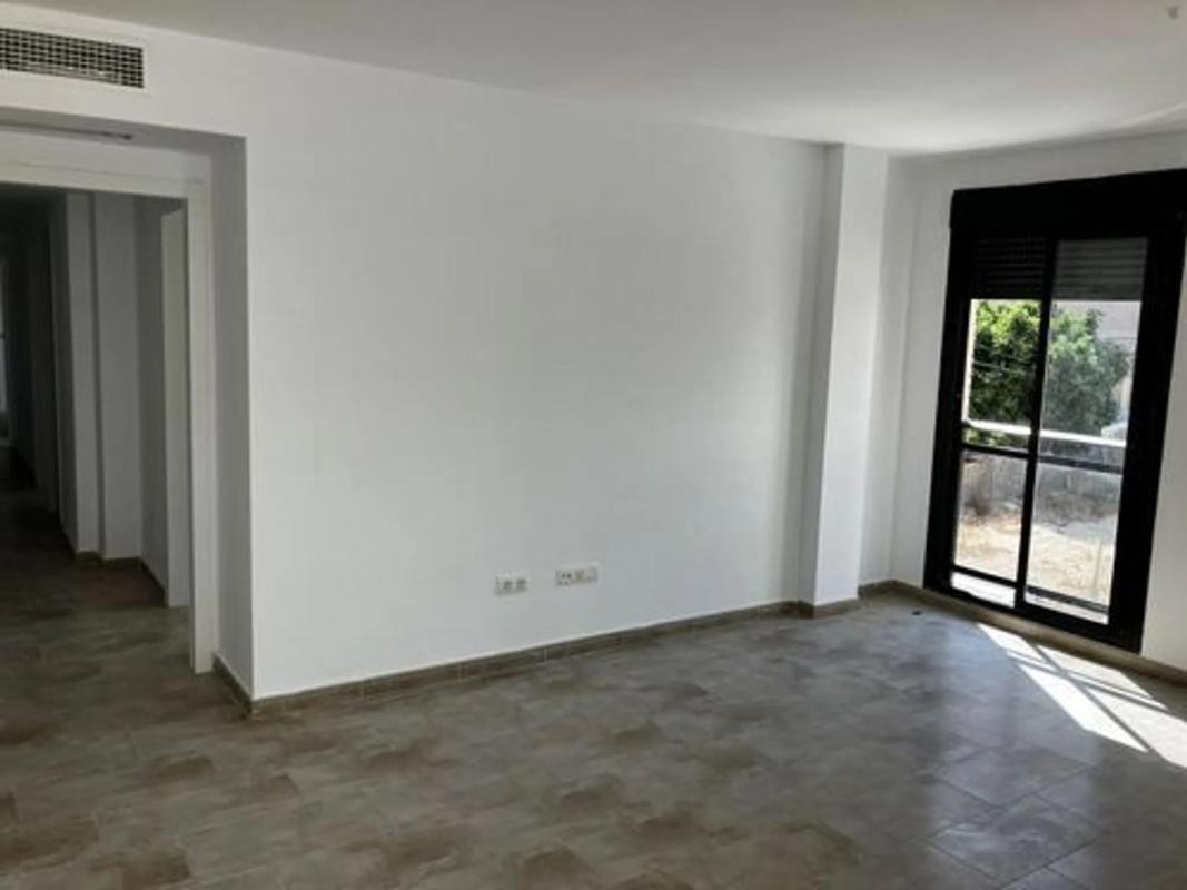 Sprzedaż mieszkania w Calle del Pla de Sarrió, 14, El Campello
photo 2