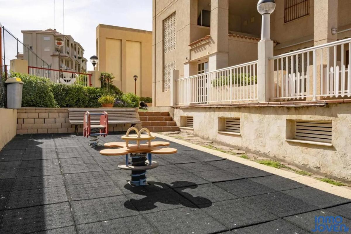 Duplex sale in Calle de Sorolla, El Campello photo 5