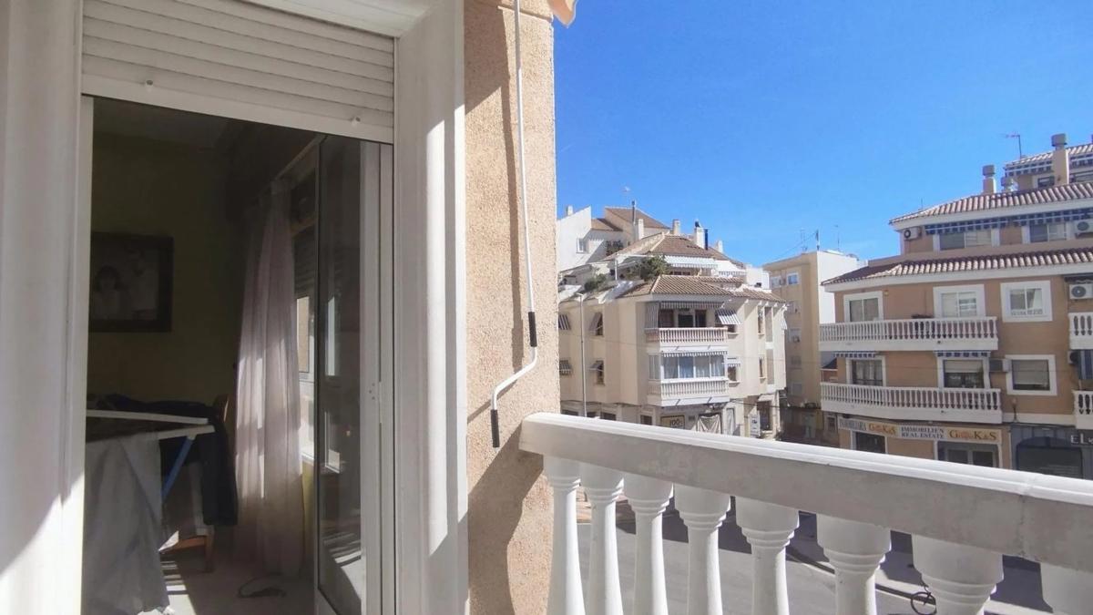 Sale of apartment in Calle de Sant Francesc, El Campello
photo 4