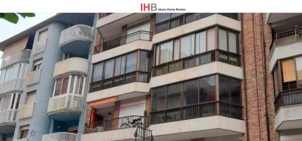 Квартира на продажу на  Avenida del Carrer de la Mar, Эль Кампельо photo