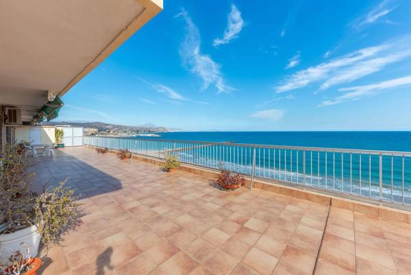 Penthouse for sale at  Calle Mutxamel, El Campello photo 1