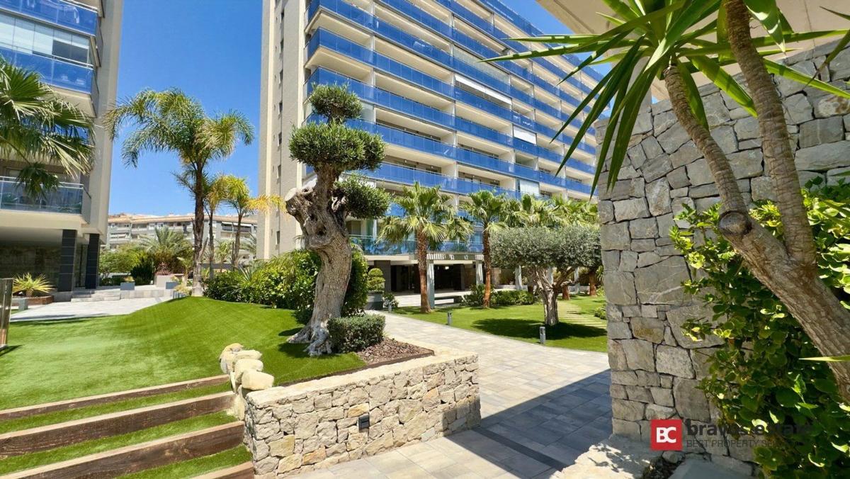 Sale of apartment in Calle de la Mar Alta, El Campello
 photo 3