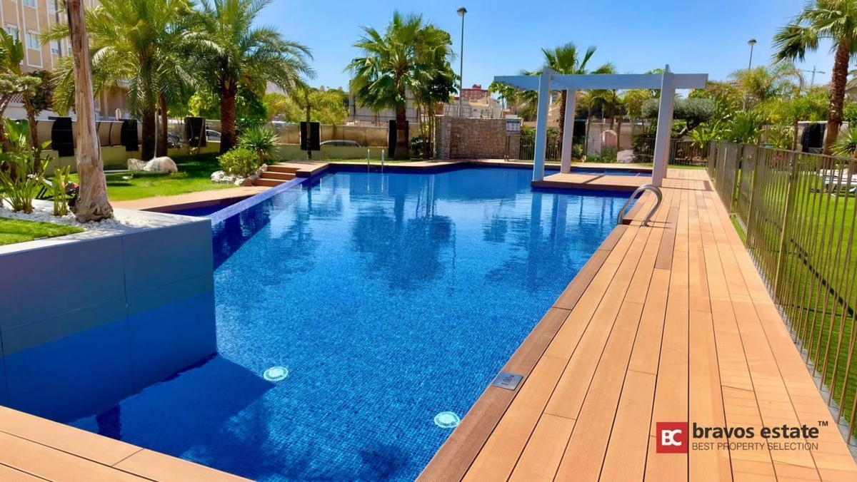 Sale of apartment in Calle de la Mar Alta, El Campello
 photo 5