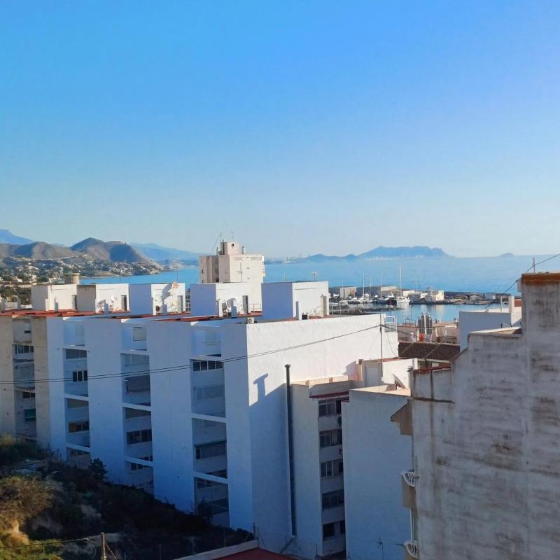 Sale of apartment in Calle de la Mar Alta, El Campello
photo 2