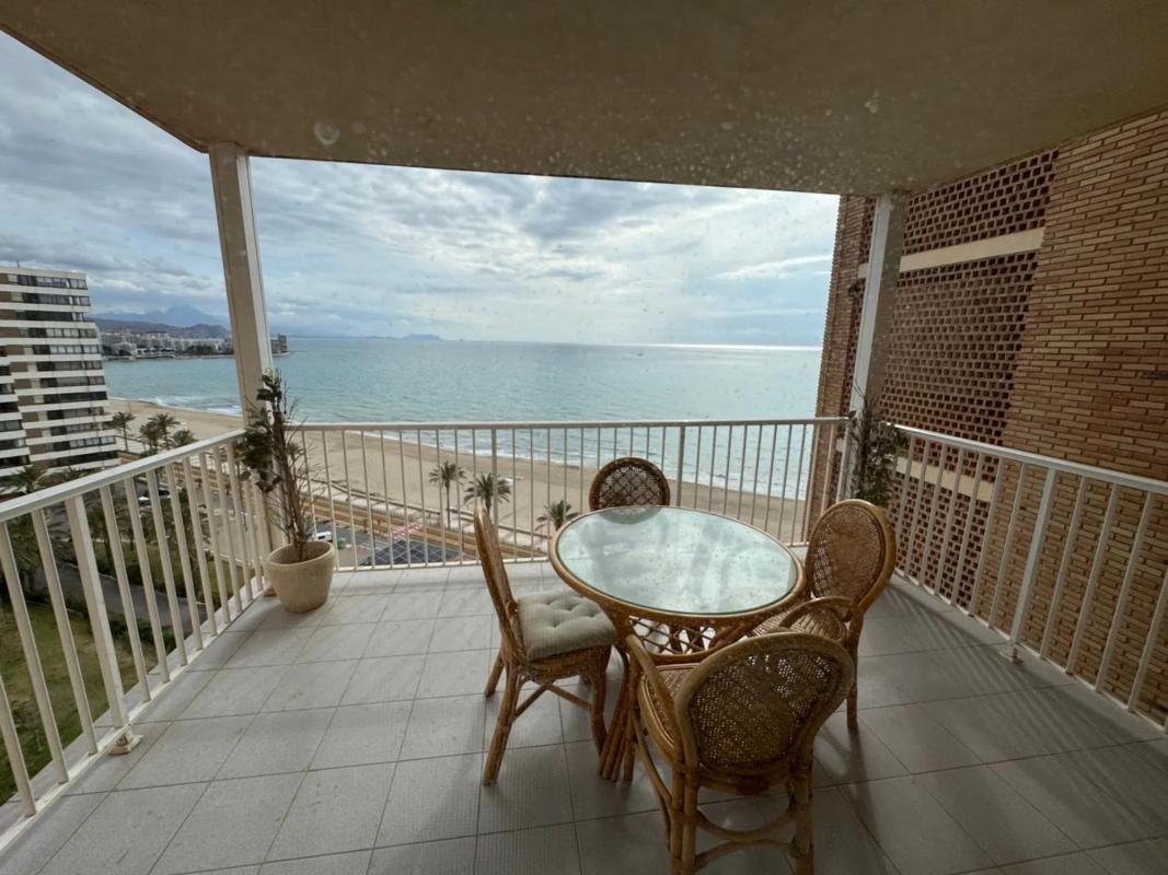 Sale of apartment in Playa Muchavista, El Campello
 photo 4