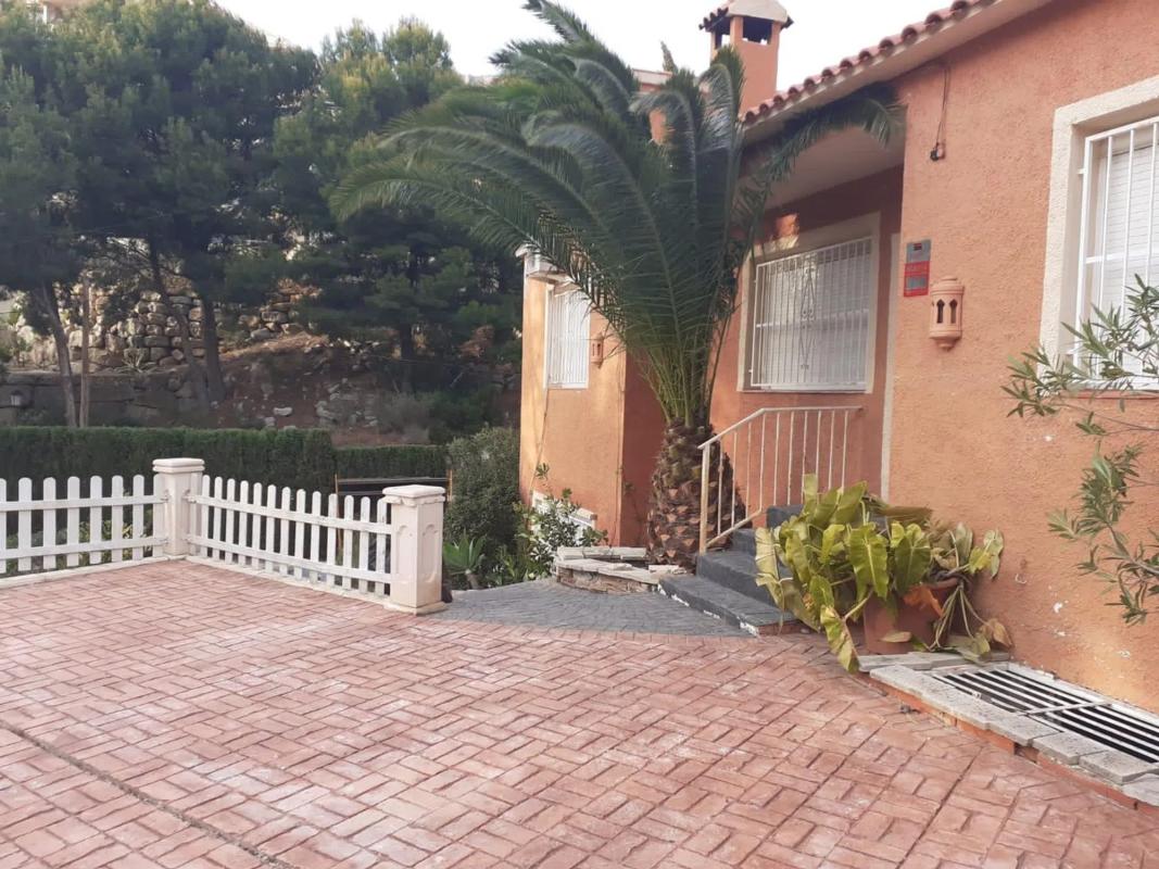 Propiedades en venta y alquiler en España photo 2