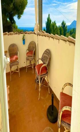 Casa independiente en calle Figuera s/n thumbnail 2