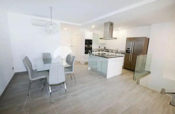 Duplex for sale on Calle Currica, Altea photo 4