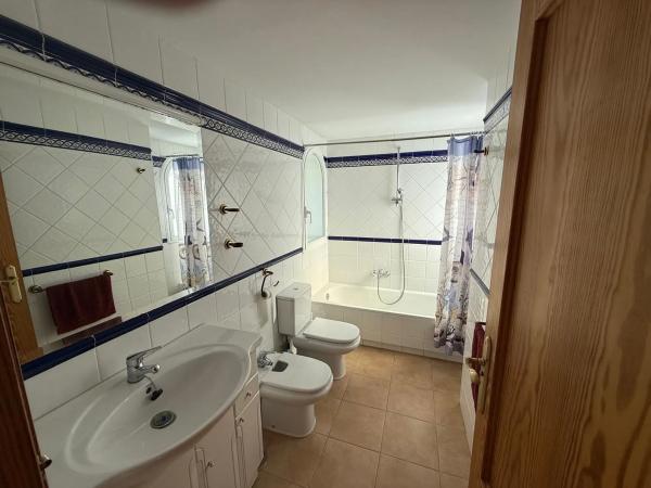 Chalet pareado en avenida Europa, 12 thumbnail 1