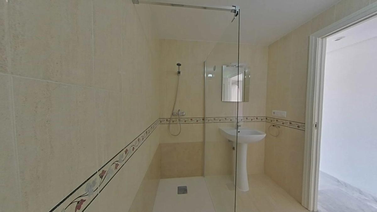 Sale of apartment in Calle Currica, 4, Altea
 photo 5