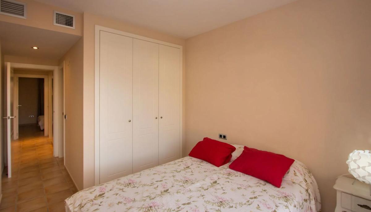 Sale of apartment in Zona de Mascarat, Altea
photo 4