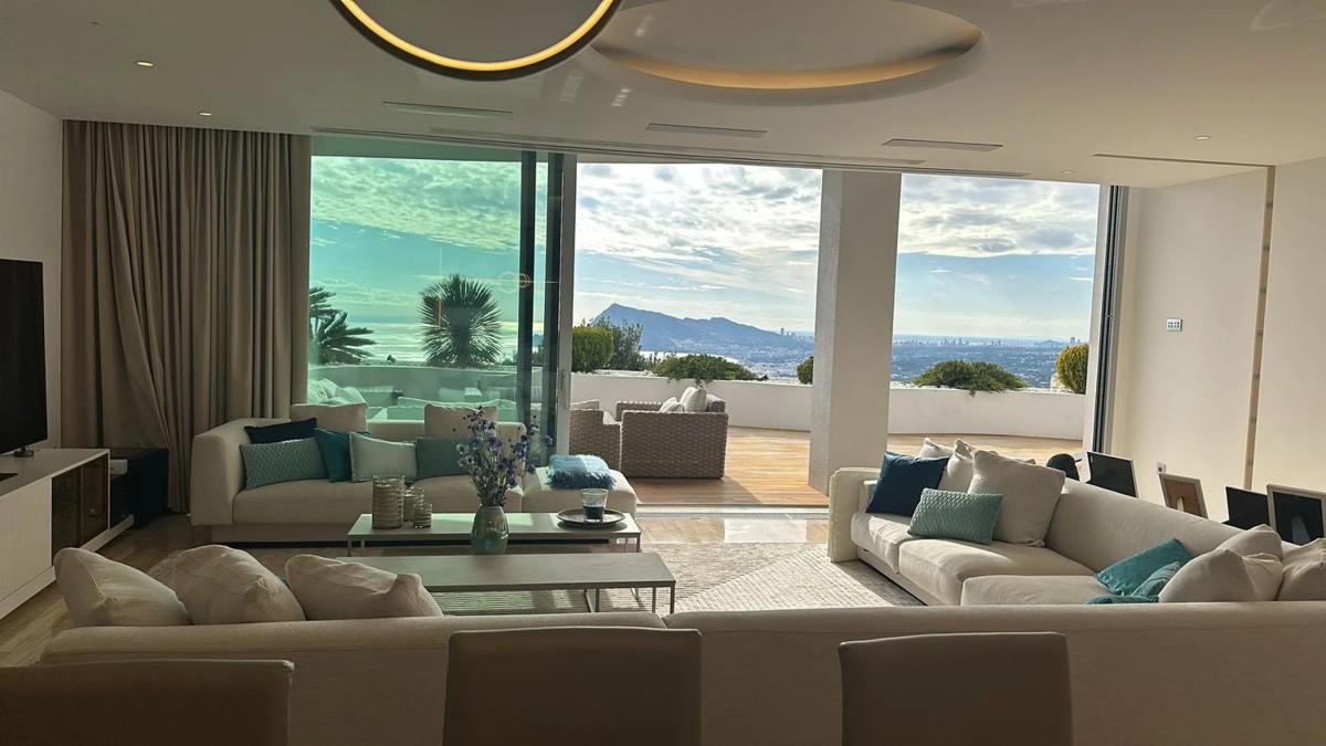 Продажа квартиры на Calle Costa Azul, Алтея
photo 1