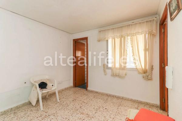 Casa de pueblo en calle Sant Vicent photo 1