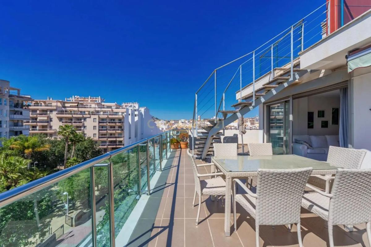 Продажа квартиры на Calle Jose María Ruiz Pérez-Aguila, 1, Кальпе
photo 5