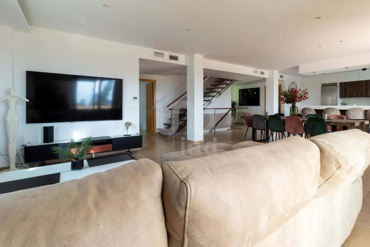 Продажа отдельного шале в  Urbanización Canuta de Ifach, 9 B, Кальпе photo 3