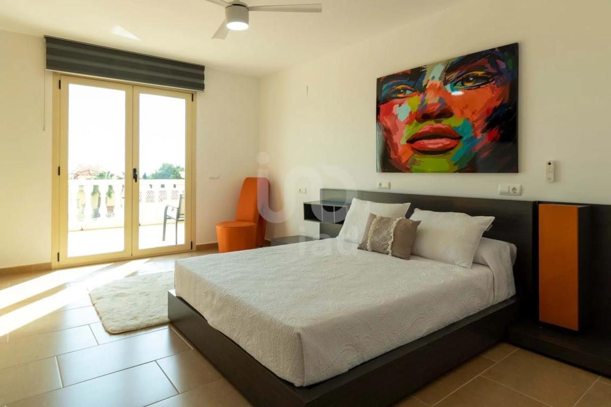 Продажа отдельного шале в  Urbanización Canuta de Ifach, 9 B, Кальпе photo 4