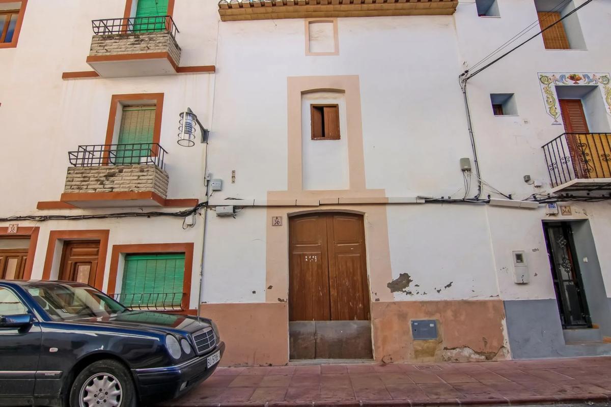 Propiedades en venta y alquiler en España photo 4