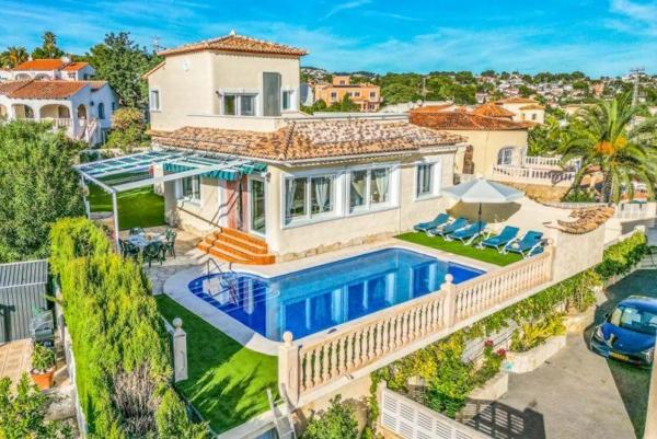 Independent chalet for sale in  Cometa-Carrió, Calpe photo 3