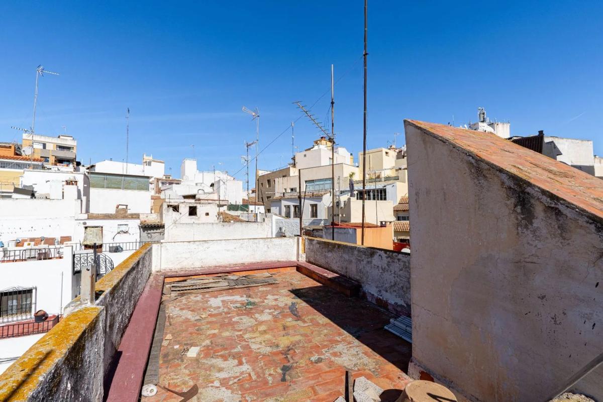 Propiedades en venta y alquiler en España photo 2