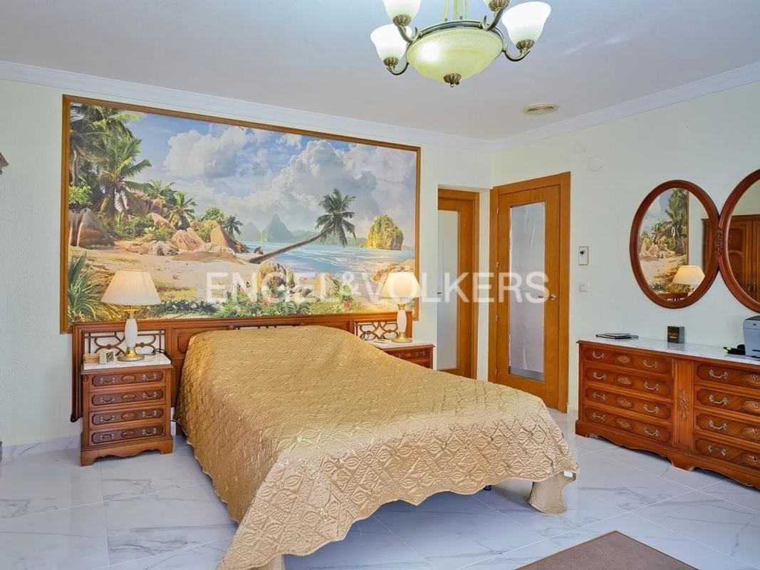 Properties for sale and rent in Spain photo 4