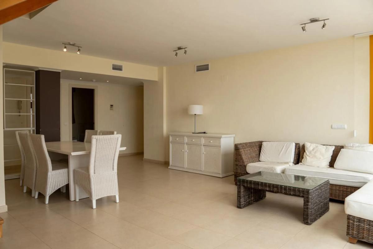 Sale of apartment in Gargasindi, Calpe
photo 4