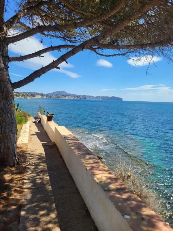 Sale of independent chalet in Playa de Fossa-Levante, Calpe
 photo 5