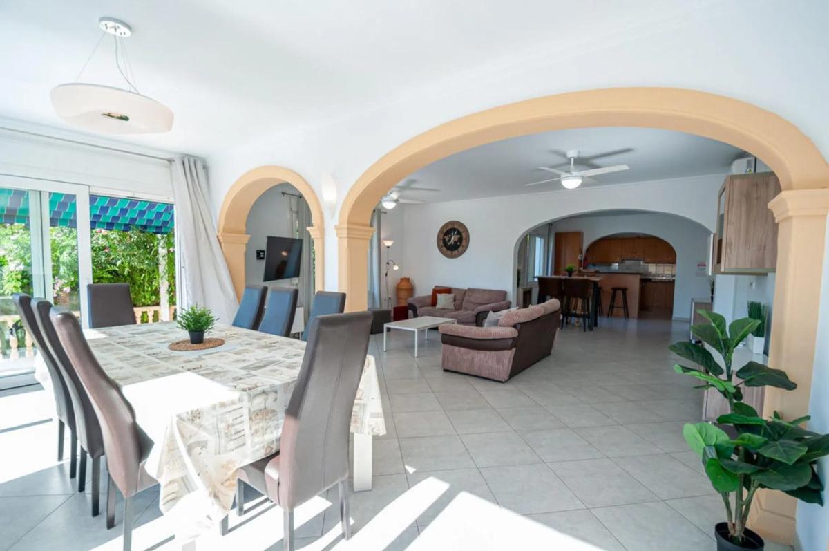 Sale of independent chalet in Manzanera-Tosal, Calpe
 photo 5