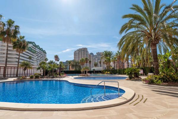 Piso en venta en  Avenida Rosa de los Vientos, Calpe photo 4