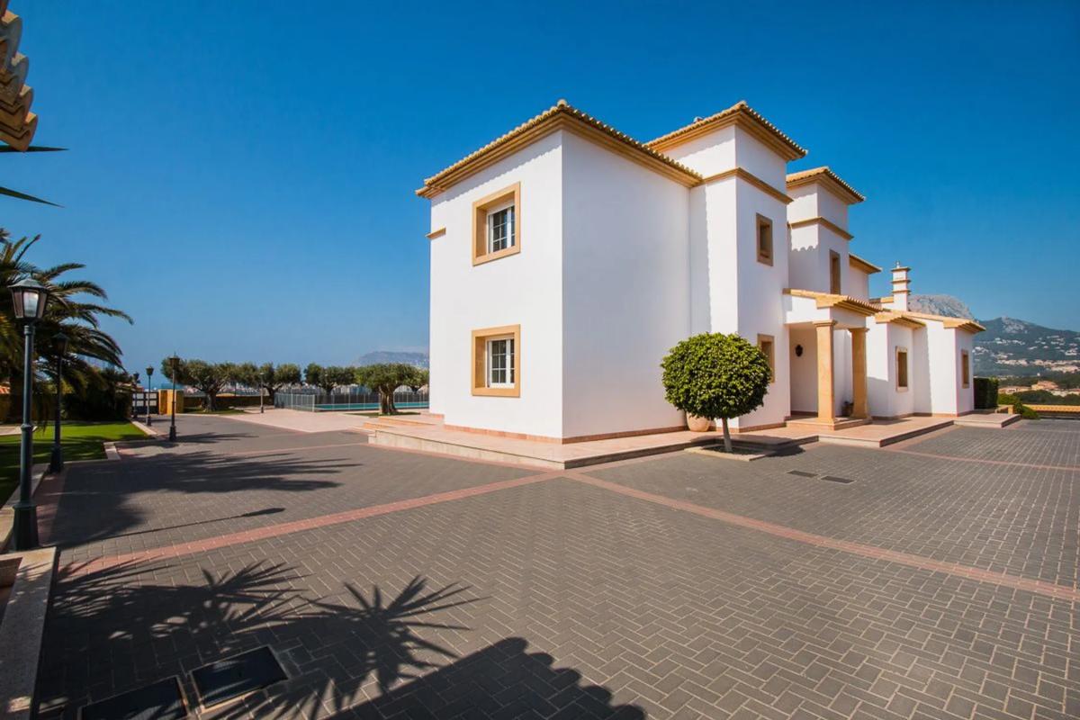Propiedades en venta y alquiler en España photo 5