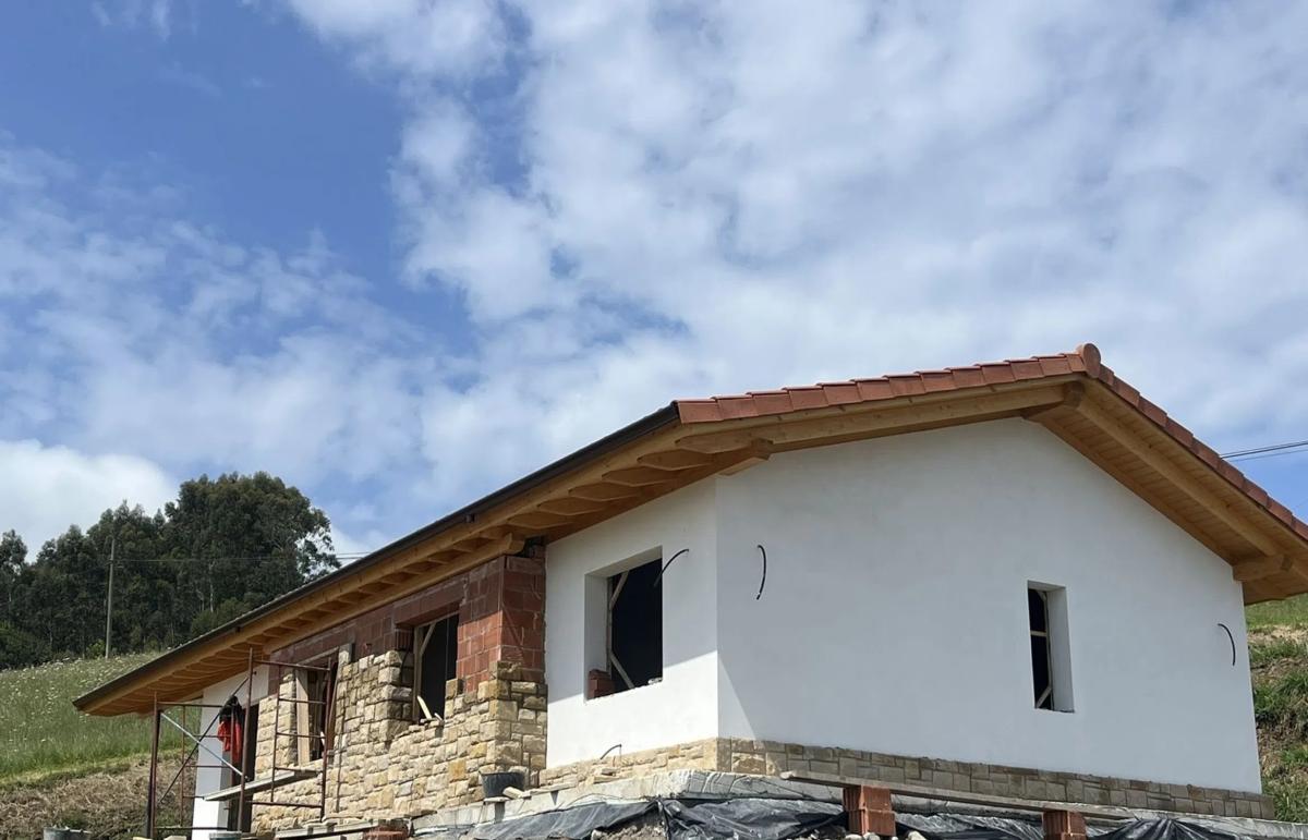 Obra nueva Vivienda Unifamiliar en Bañugues en Gozón (Revista) photo 5