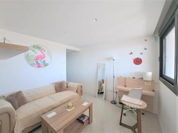 Duplex en venta en Calle Canarias, Gran Alacant thumbnail 1