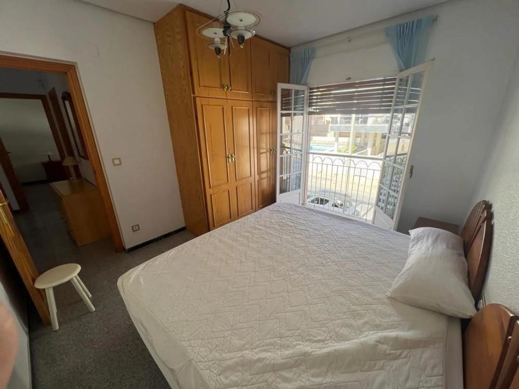 Properties for sale and rent in Spain photo 3