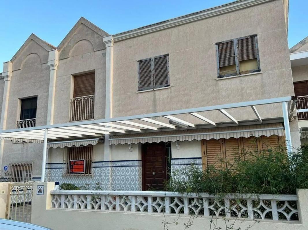 Properties for sale and rent in Spain photo 4
