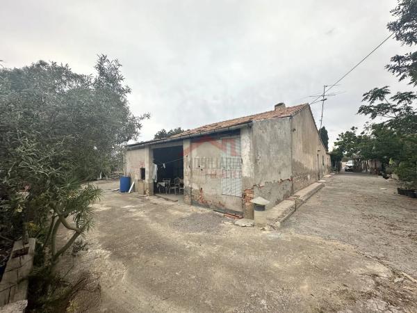 Casa independiente en Partida Torrellano bajo photo 2