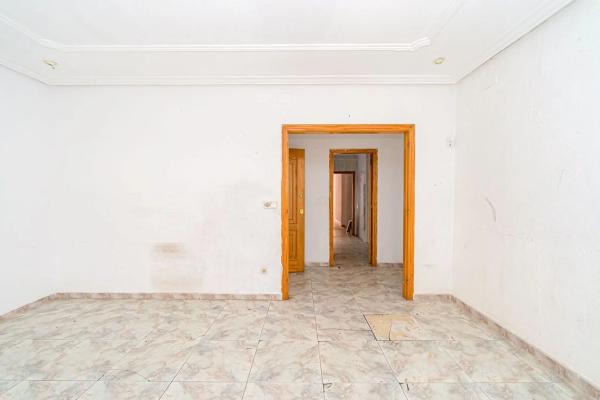 Wolnostojąca willa na sprzedaż w  Calle el Rocio, Elche / Elx photo 4