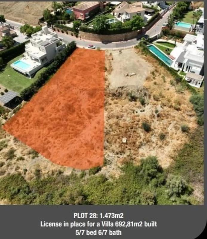 Terreno en venta en Marbella, Malaga photo 1
