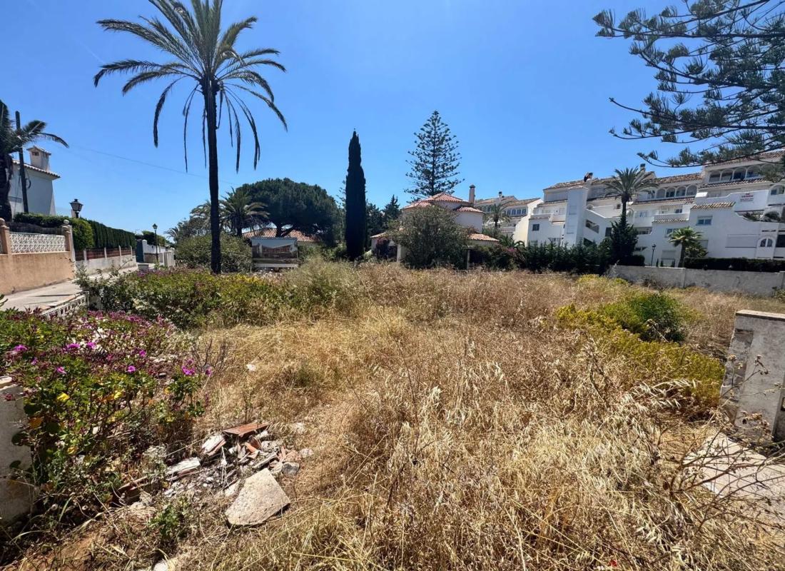Terreno en venta en Marbella, Malaga photo 2