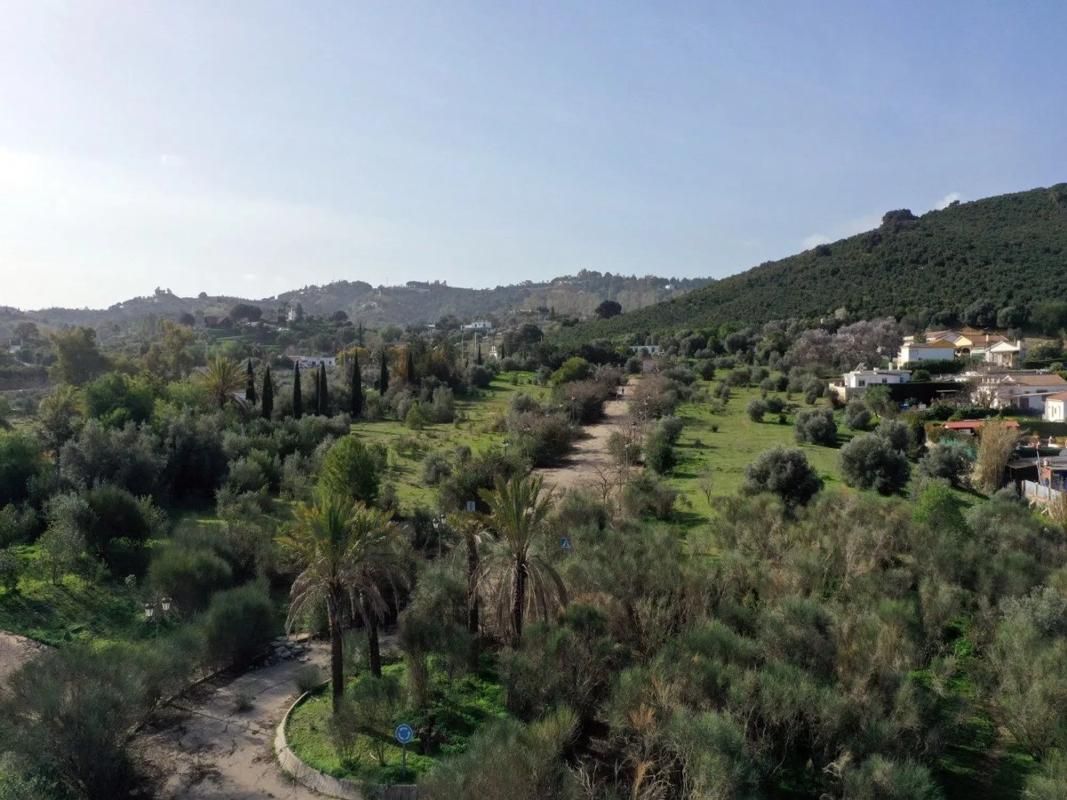 Terreno en venta en Coin, Malaga photo 1