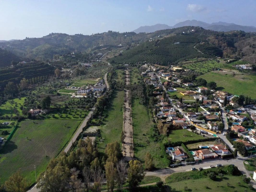 Terreno en venta en Coin, Malaga photo 4