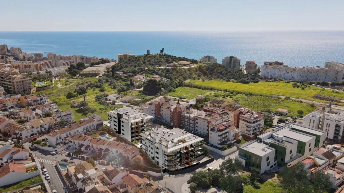 Land for sale in Fuengirola, Malaga photo 4