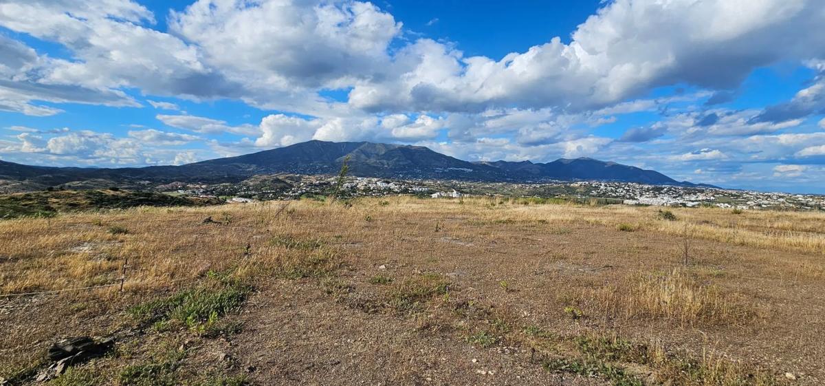 Terreno en venta en Mijas, Malaga photo 2